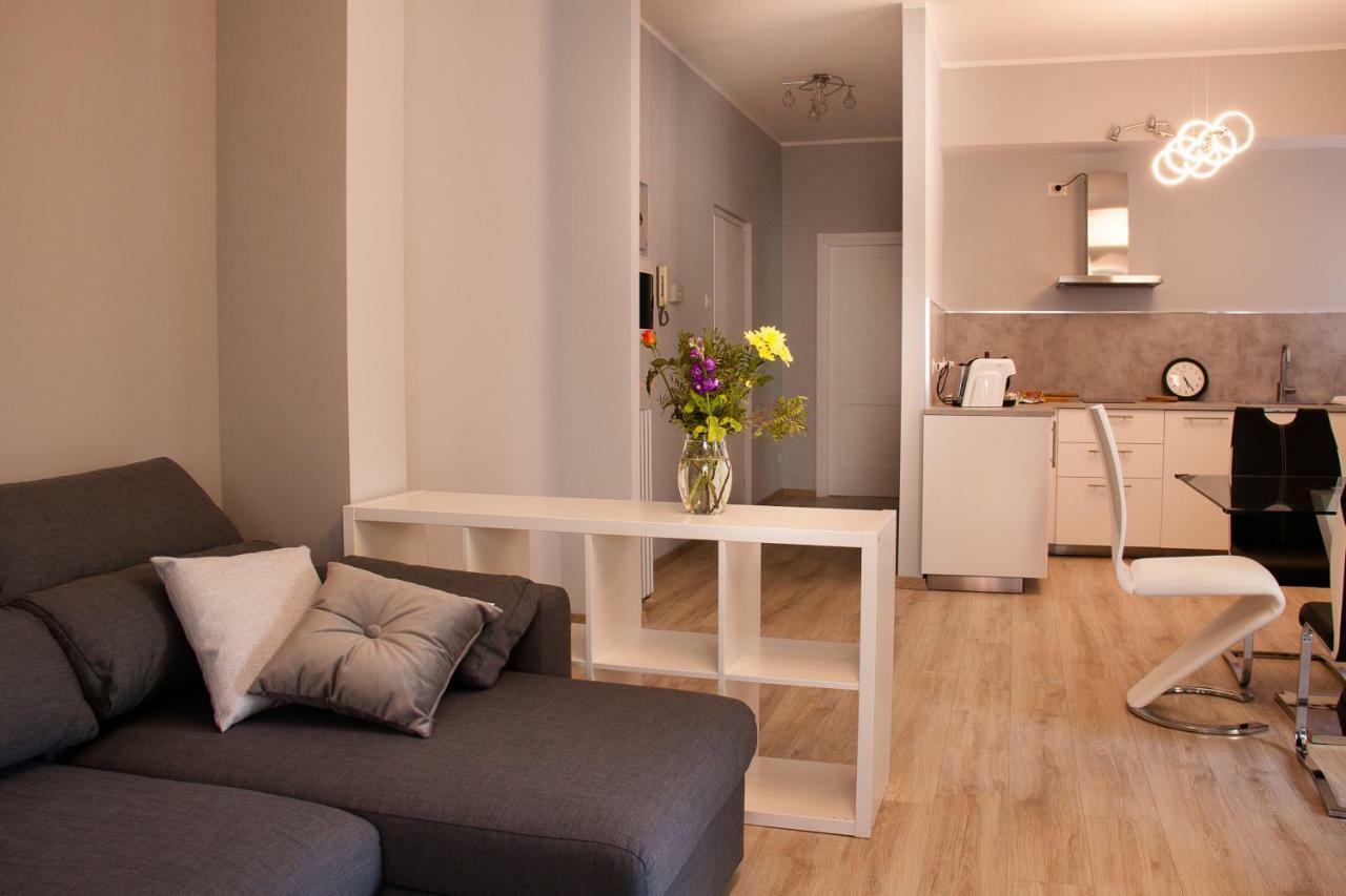 Lg Apartment Stresa Kültér fotó